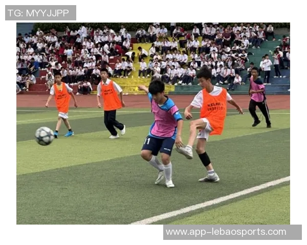 足球帅哥粗的魅力与风采揭秘如何在绿茵场上展现男子气概与运动魅力 足球帅哥粗的魅力与风采揭秘如何在绿茵场上展现男子气概与运动魅力